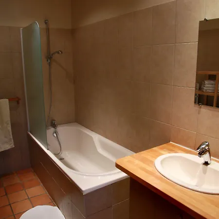Domaine Le Muret Bed & Breakfast